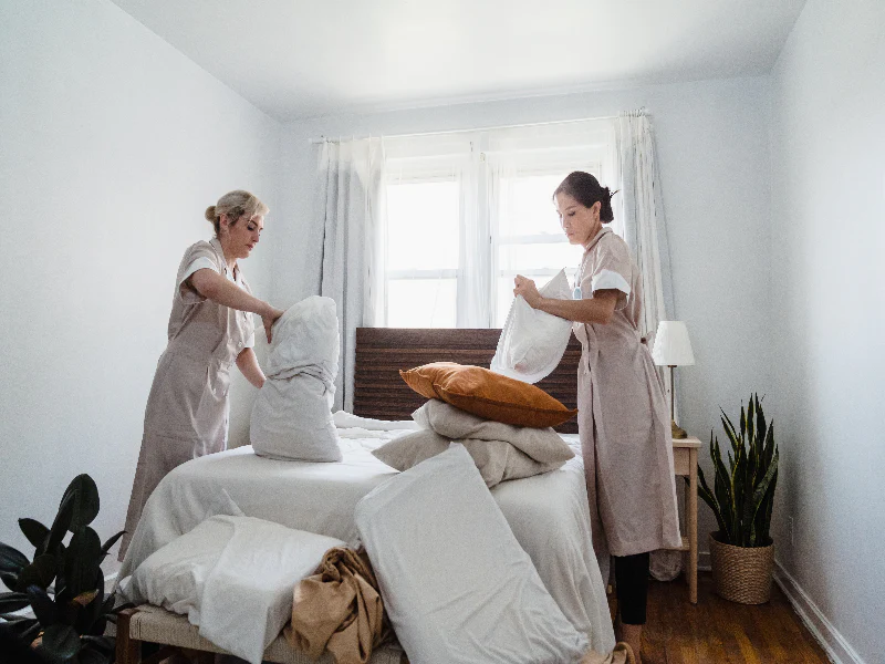 housekeep